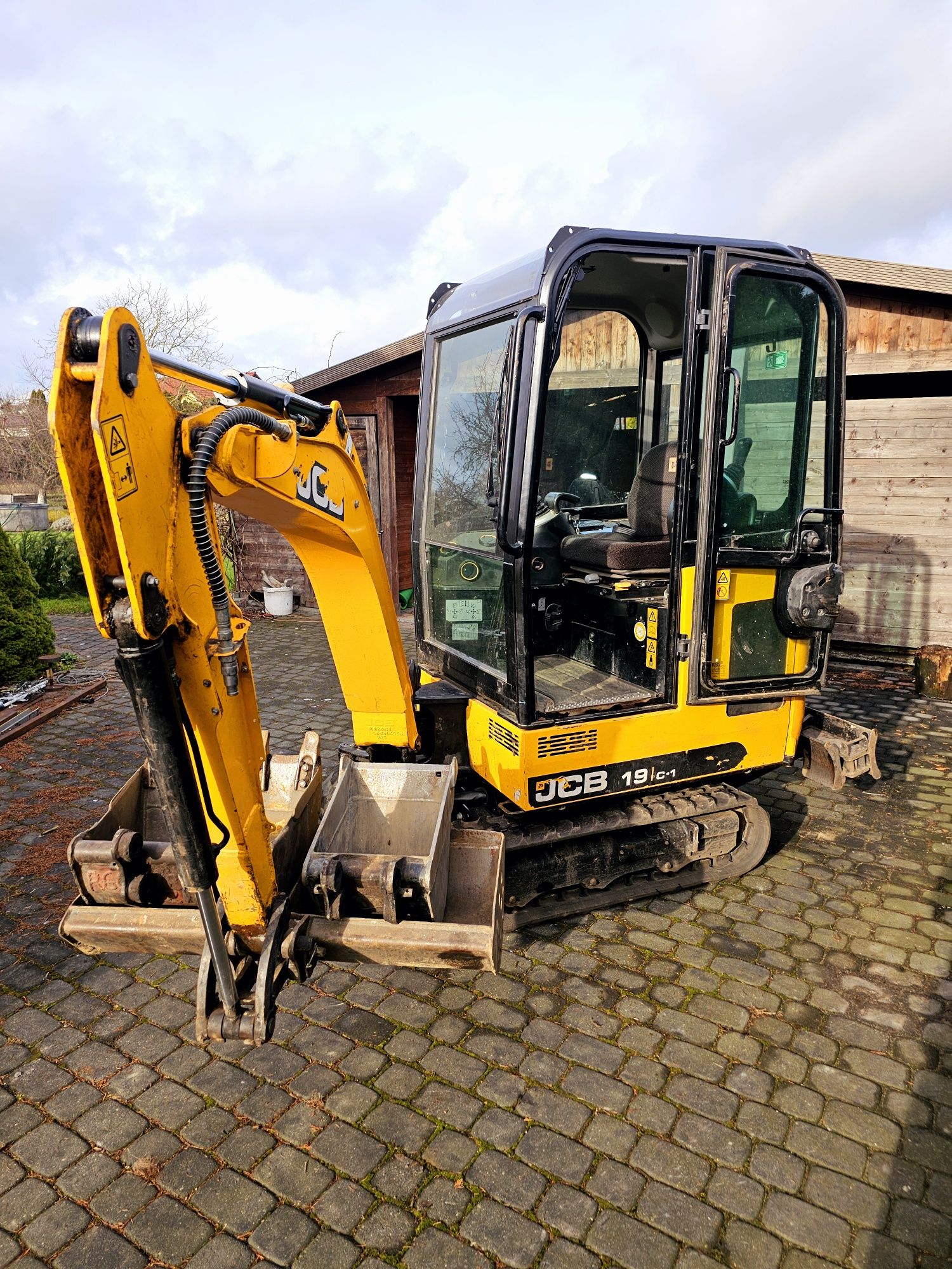 Minikoparka Jcb 19c1