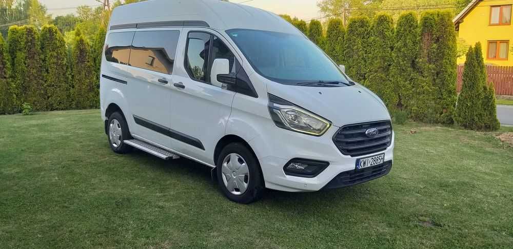 Wynajem busa 9 osobowego z kierowcą