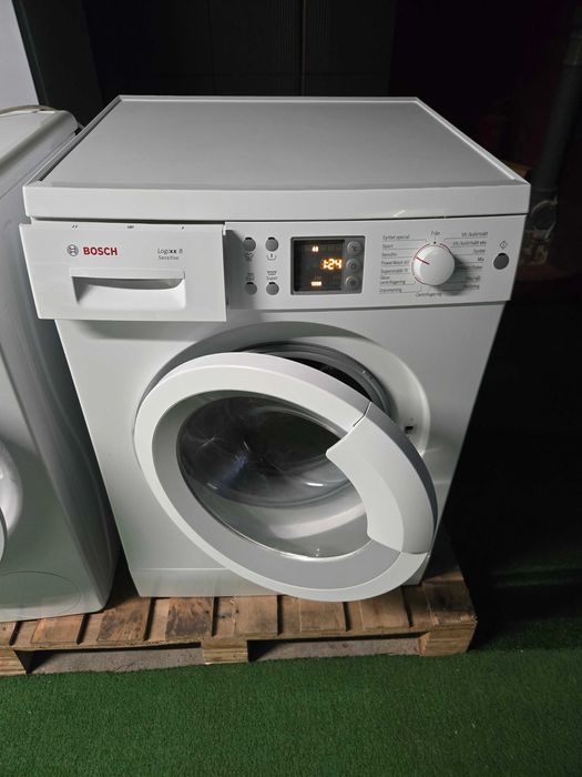 Pralka BOSCH Max  .Wsad 8 kg.1600 obr.Gwarancja.Po serwisie.Idealna