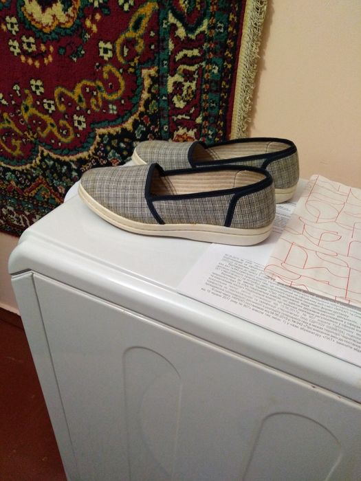 Продам весенне - летние мокасинчики