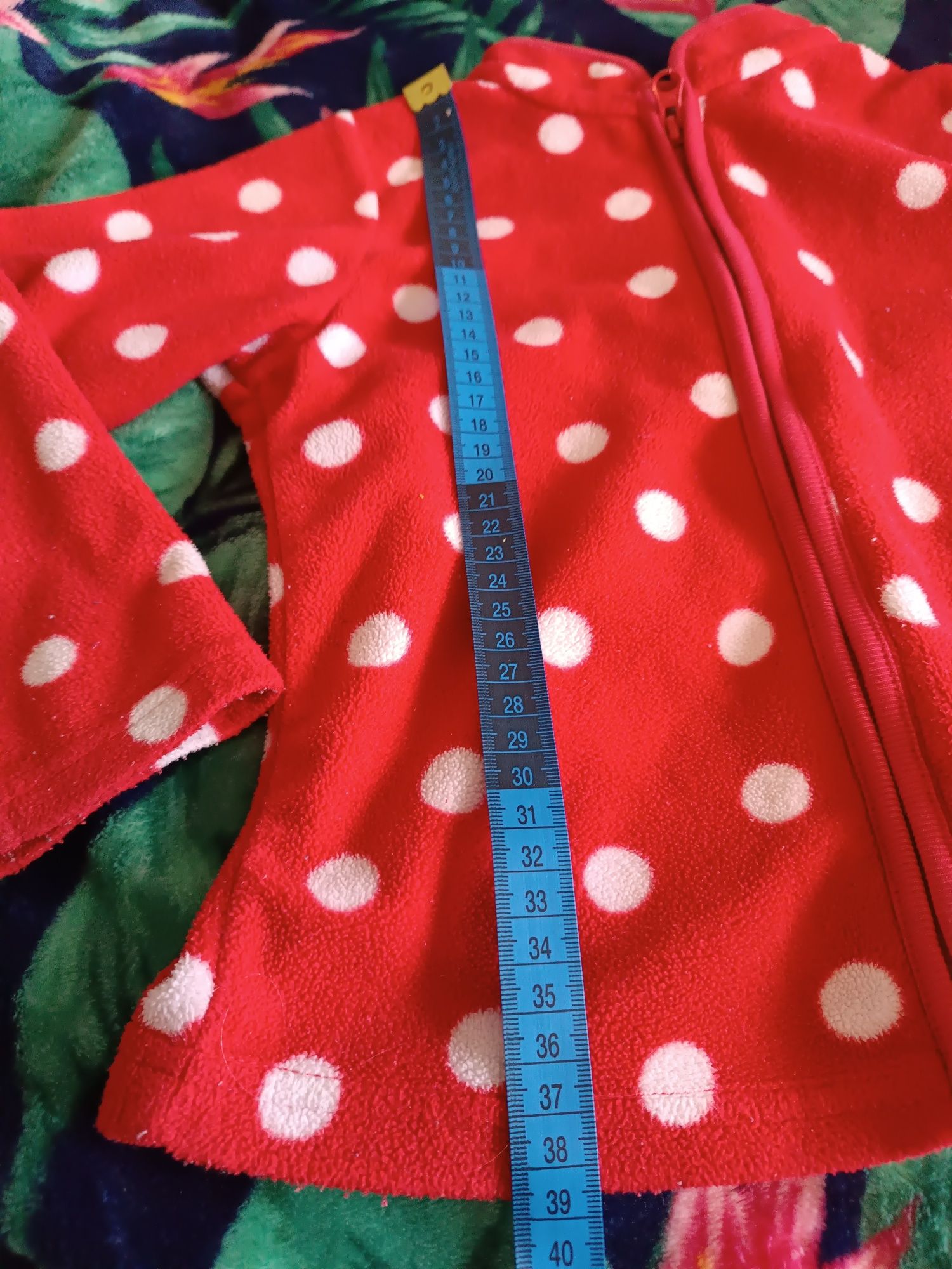 Czerwony polar w kropki 104-110