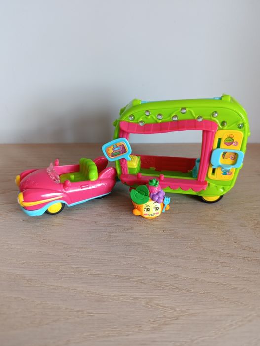 MojiPops autko z figurką