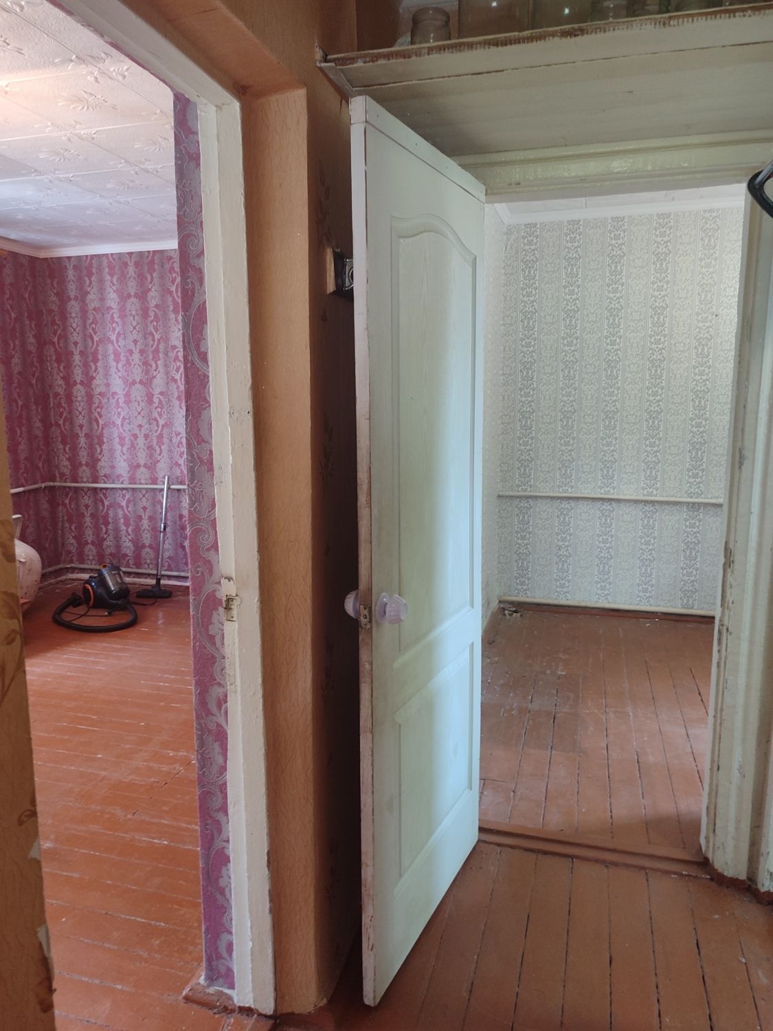 Продам 2 кімнатну квартиру в місті Сміла, район Поштовий.
