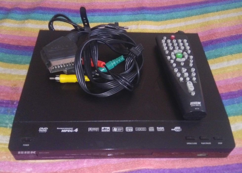 DVD плеер BBK DV118SI USB, mpge4, Караоке