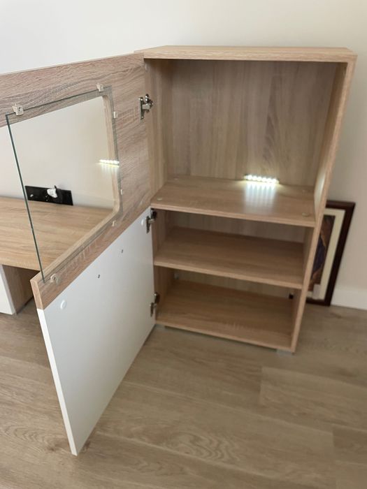 Meblościanka Szafka RTV + szafki wiszące