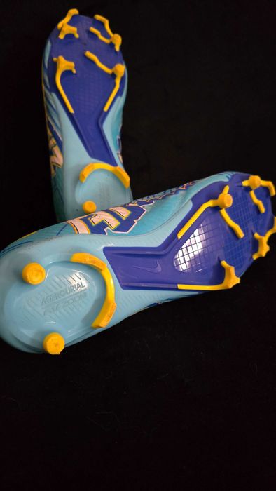 Chuteiras nr 42 como novas