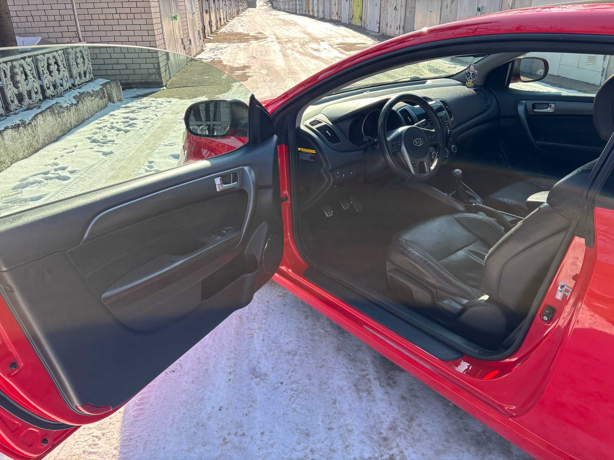 Продам Kia Cerato(Forte) Koup, 2012 рік, бензин 2.4, хороший стан