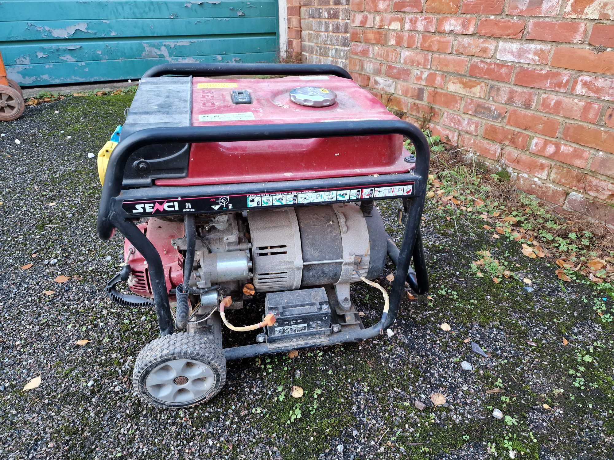 Agregat prądotwórczy 3.3 kW 115V i 230V