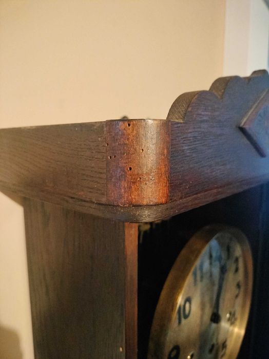 duży drewniany zegar wiszący KWADRANSOWY