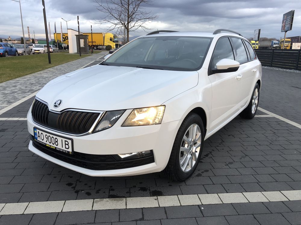 Skoda Octavia A7.