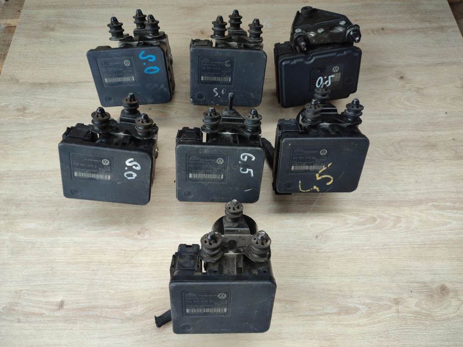 Блок ABS блок АБС Volkswagen Golf, Passat, Skoda Octavia