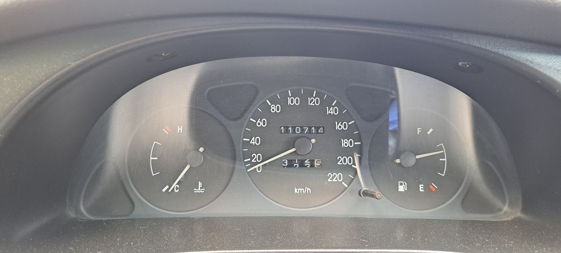 Продам дейво сенс 1.3 2004 г.в.
