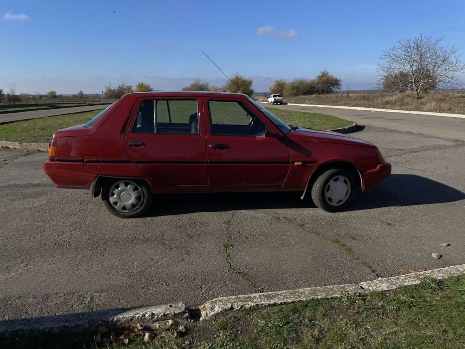 Продам Славуту Люкс