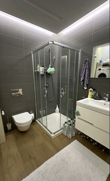 Оренда, просторої квартири в новобудові, центр міста, євроремонт