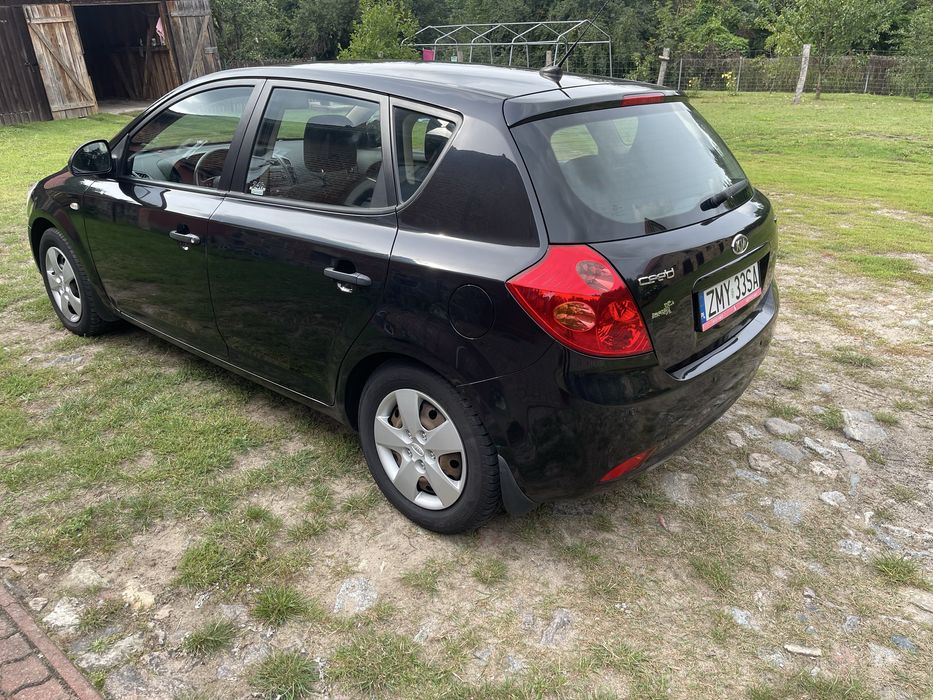 Kia Ceed 1.6 crdi uszkodzony