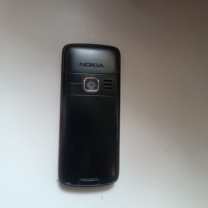 Nokia 3110 в хорошем состоянии с зарядкой