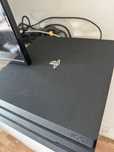 Ps4 pro 1TB pamięci+ pad