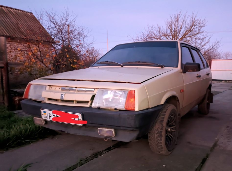 Автомобіль ВАЗ 2109