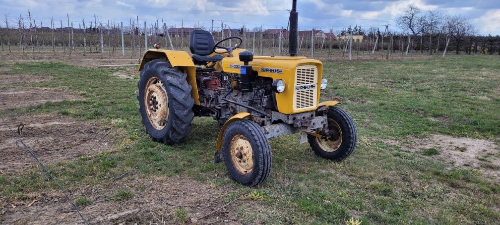 Ursus c 330, 1981r