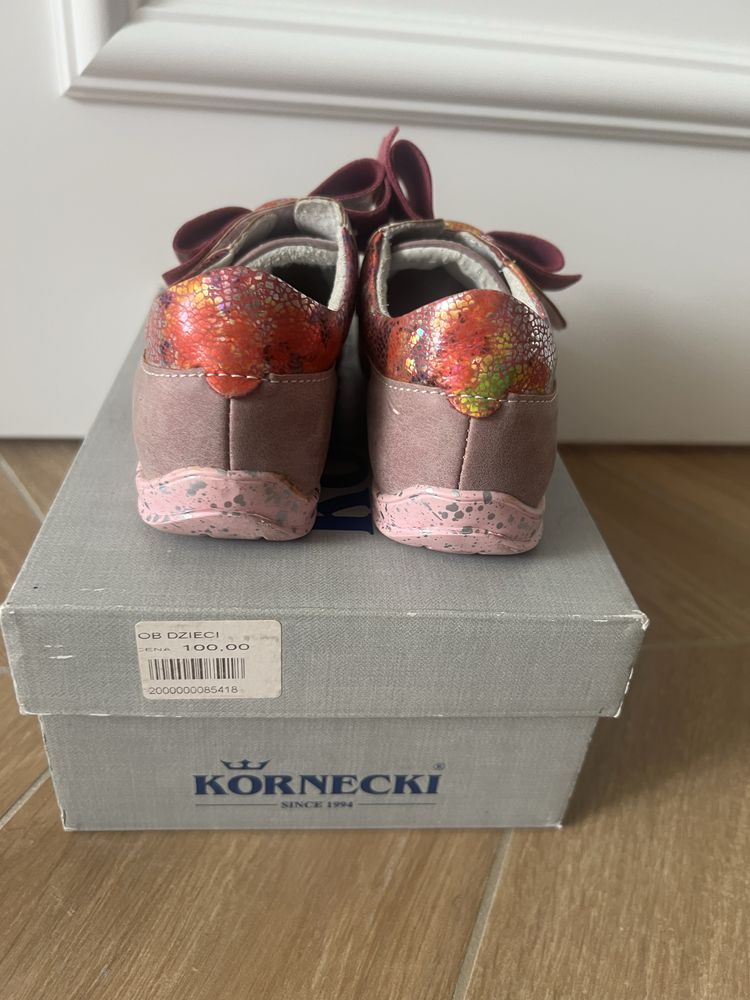 Polbuty skorzane Kornecki r. 27 Stan BDB!