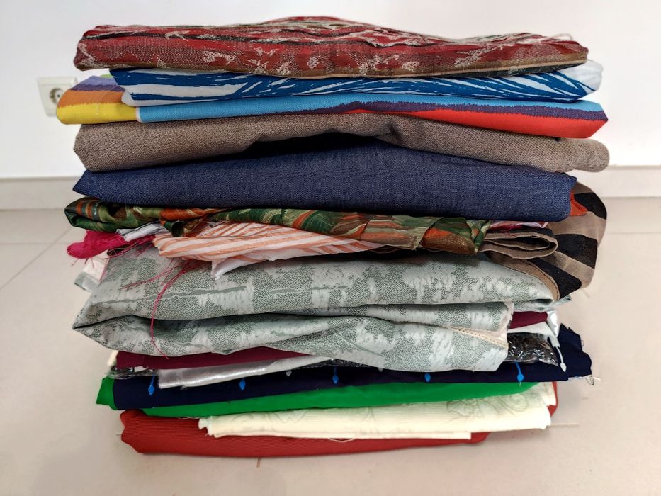 Lote de 14 Kgs de Tecido para Patchwork