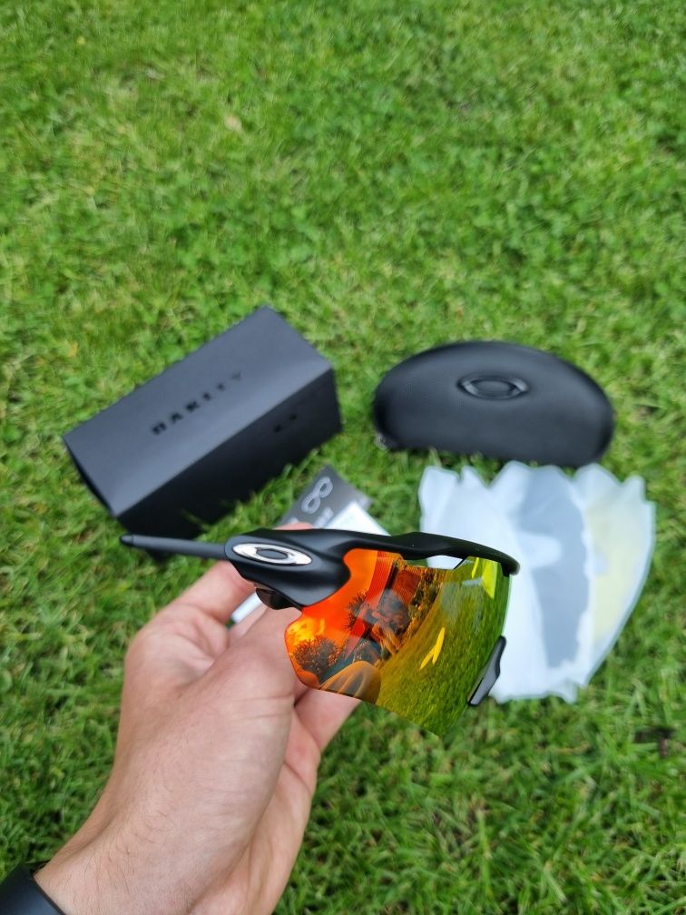 Спортивні окуляри oakley radar ev polarized + три змінні лінзи, чохол