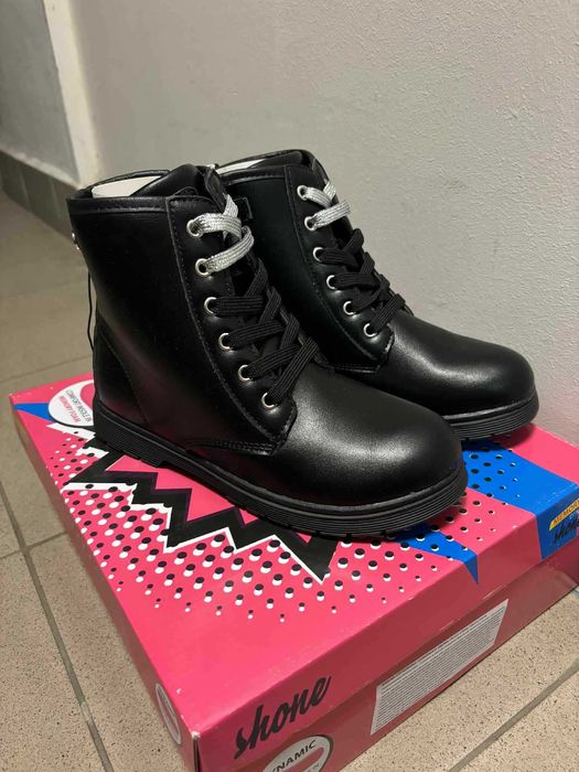 Buty jesienne, zimowe botki dla dziewczynki 33 nowe