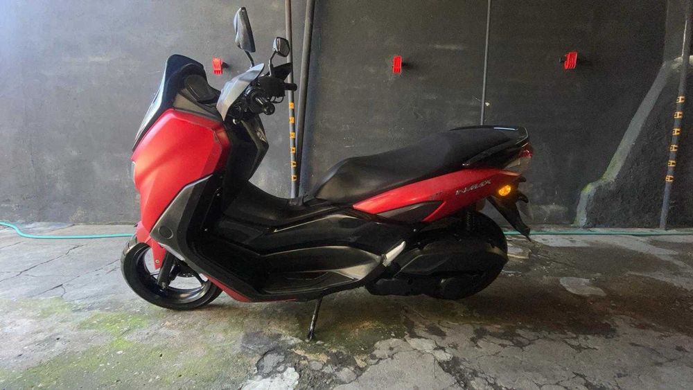 Nmax125 urgente!