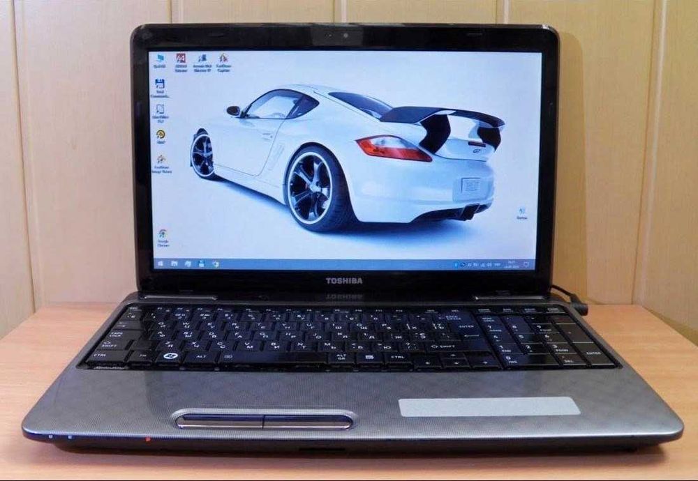Робочий ноутбук Toshiba Satellite  Intel-i5