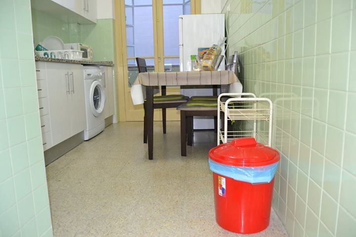 Quarto proximo ao Metro PONTINHA - Linha Azul