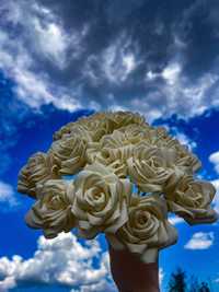 Троянди ручної роботи з атласної стрічки