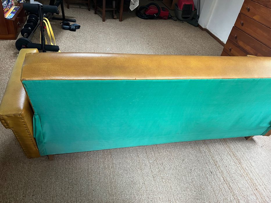 Sofá em Napa bastante confortável