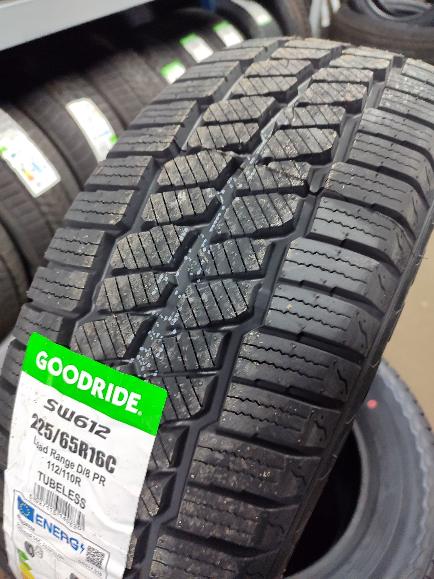 Шини Goodride SW612 225/65 R16C 115/113R