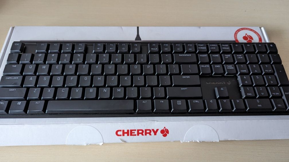 Механическая клавиатура Cherry MX 10.0N RGB