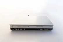 Combo magnetowid i DVD Philips DVP3055V