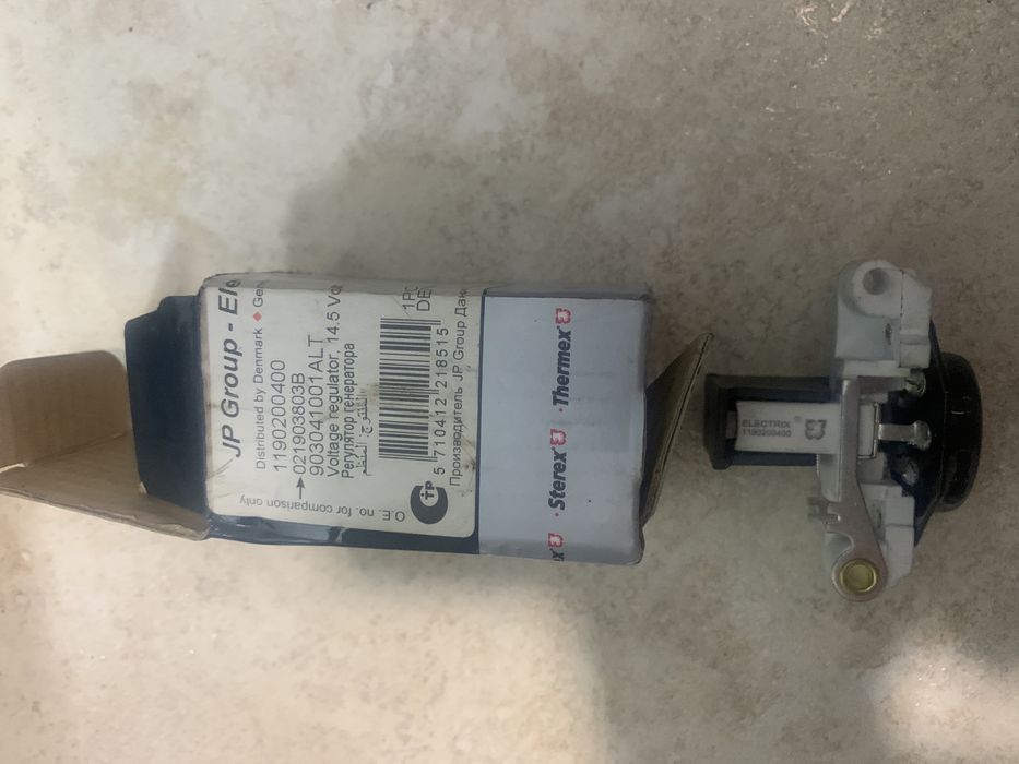 Регулятор генератора щетки