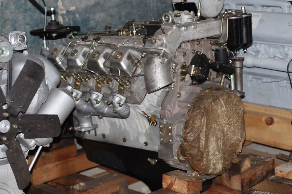 Двигун КАМАЗ 740 без турбонаддуву.