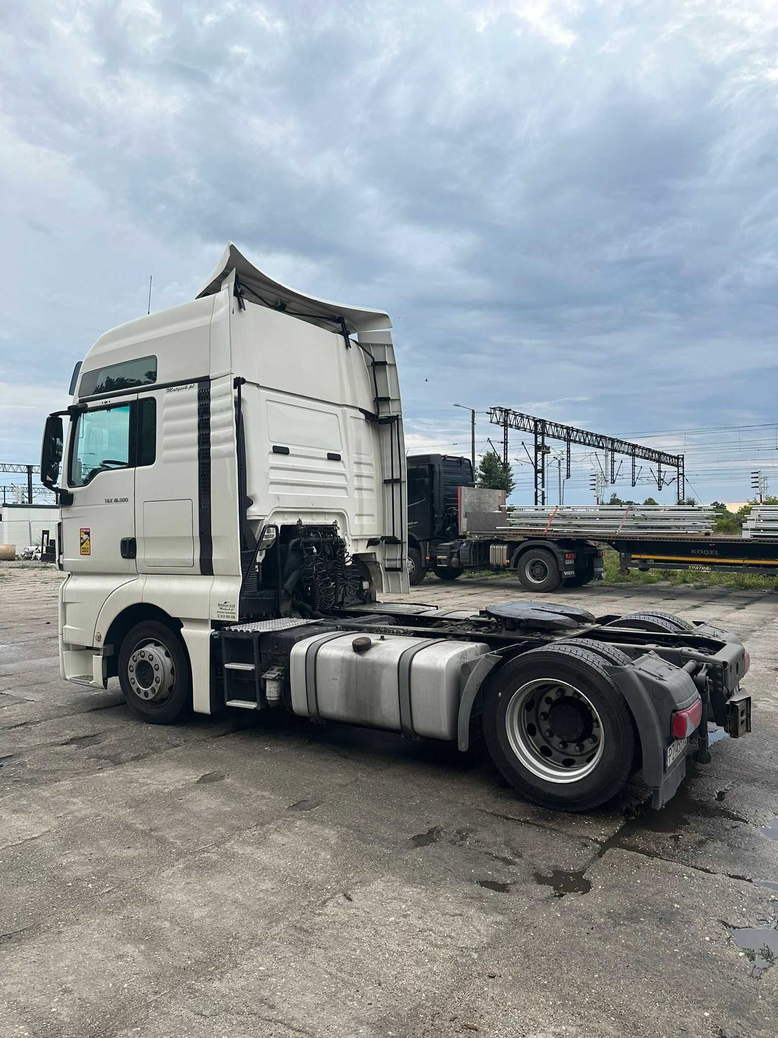 MAN TGX 18.500 Low Deck
