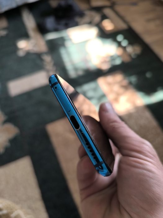Смартфон Xiaomi Mi 9T Pro 6/128GB Glacier Blue
