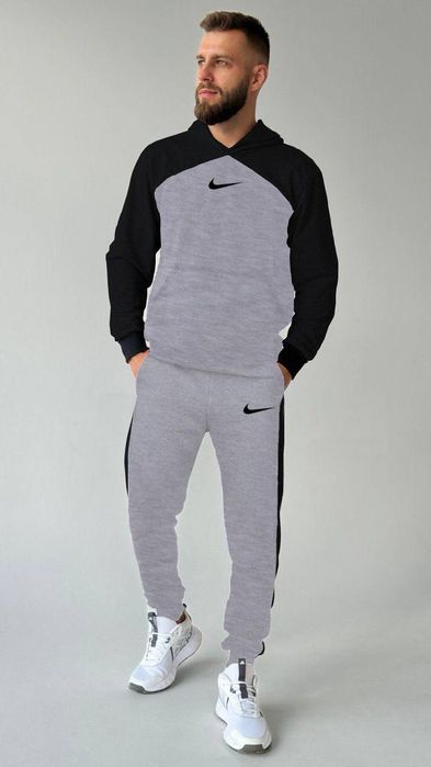 Чоловічий спортивний костюм Nike зі  вставками різні кольори 46-54 р.