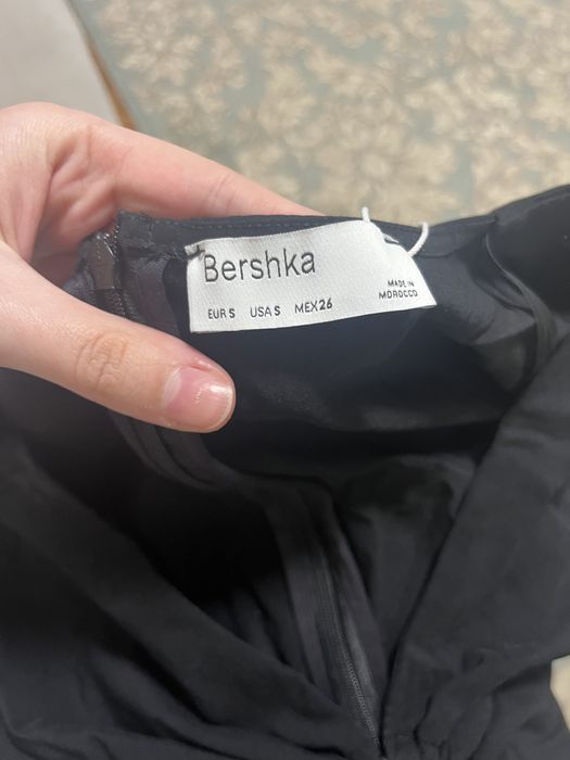 Плаття bershka S