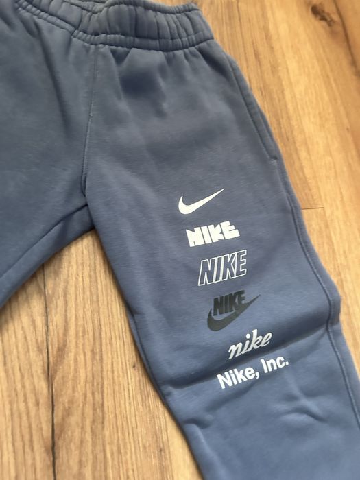 Dres nike 122/128