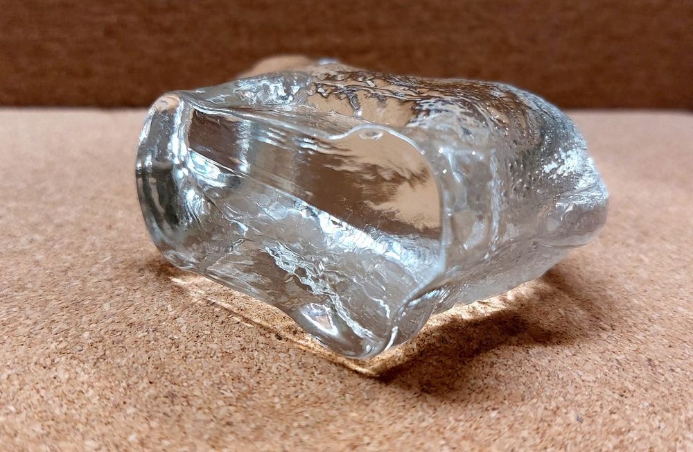 Przycisk szklany niedźwiedź polarny Bohemia vintage