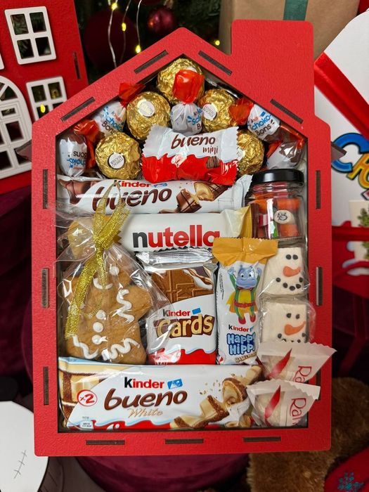 Солодкий подарунок для дитини Кіндер будиночок