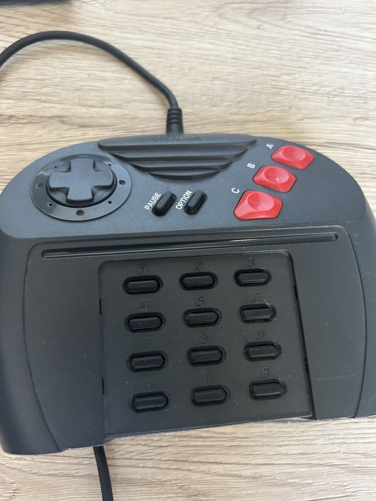 Atari jaguar plus 3 gry