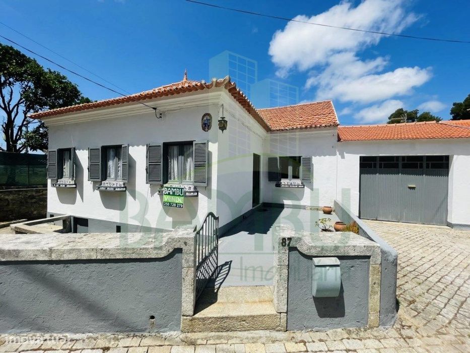 Moradia T3 perto do Rio Minho em Seixas, para venda.