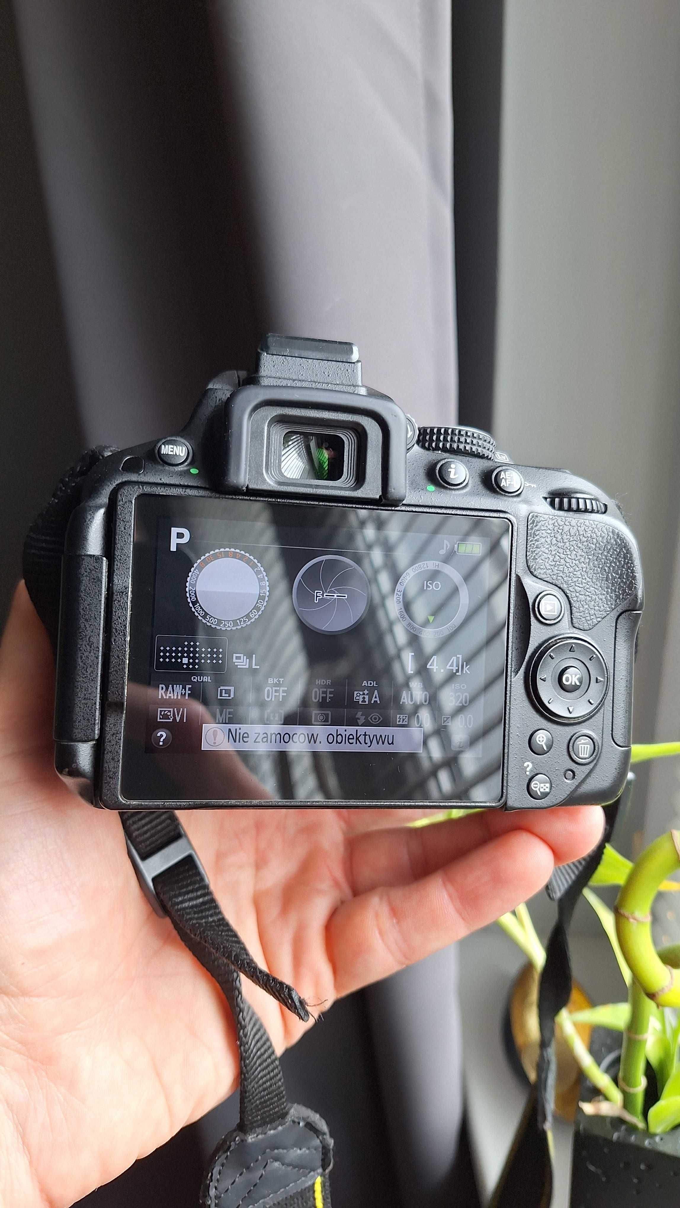 Nikon D5300 – lustrzanka APS-C, stan bdb