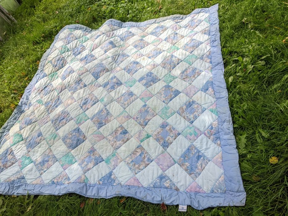 Одеяла Покрывала Пледы