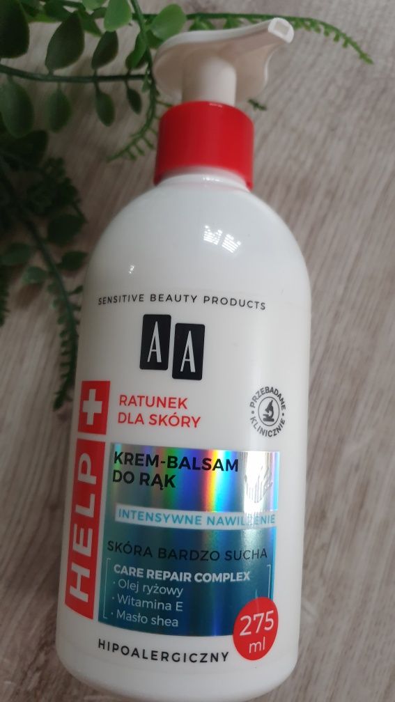 Krem balsam do przesuszonych szorstkich dłoni hipoalergiczny AA Help