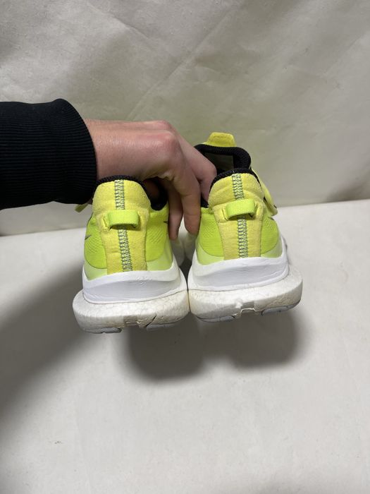 Топові бігові кросівки Saucony Tempus “Acid Green” розмір  44